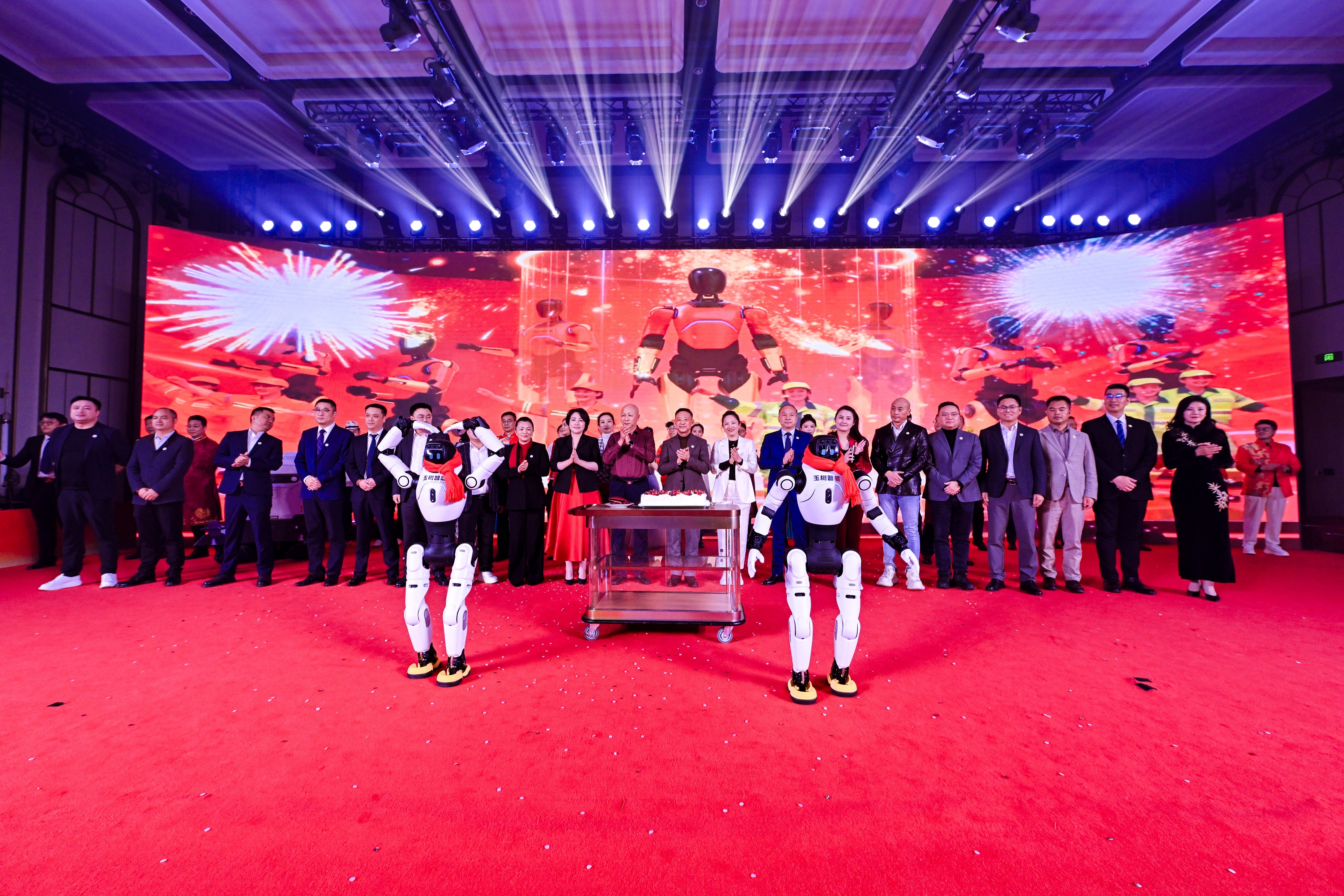 29載積淀啟新程,擁抱人機(jī)共生新航向—玉禾田集團(tuán)&玉樹機(jī)器人二十九載戰(zhàn)略轉(zhuǎn)型發(fā)展大會(huì)圓滿召開 29載積淀啟新程,擁抱人機(jī)共生新航向—玉禾田集團(tuán)&玉樹機(jī)器人二十九載戰(zhàn)略轉(zhuǎn)型發(fā)展大會(huì)圓滿召開
